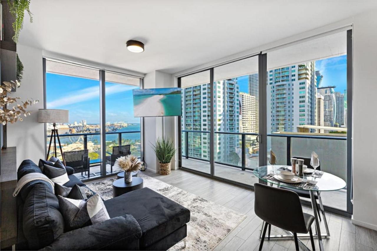 Corner Condo W/ Unrivaled Views Miami Bagian luar foto